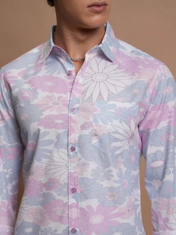  Highlander Men Lavender Printed Slim Fit Casual Shirts