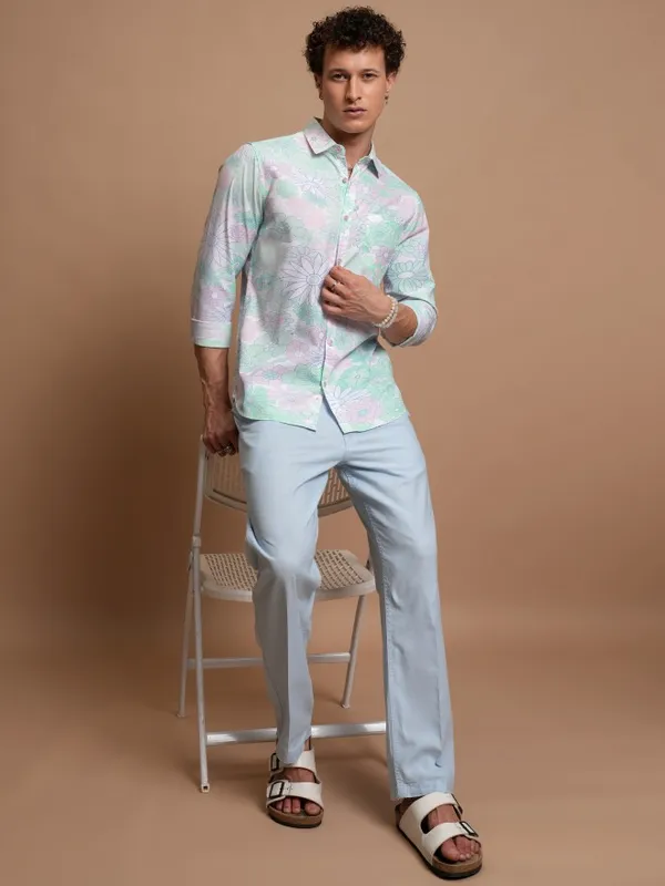 Men Slim Fit Casual Shirt