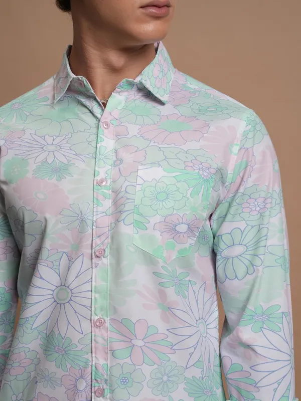 Men Slim Fit Casual Shirt