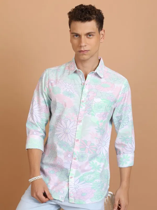  Highlander Men Pink Printed Slim Fit Casual Shirts