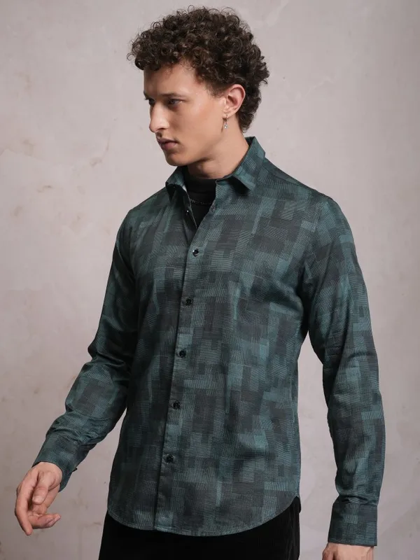 Locomotive Men Teal Printed Slim Fit Casual Shirts