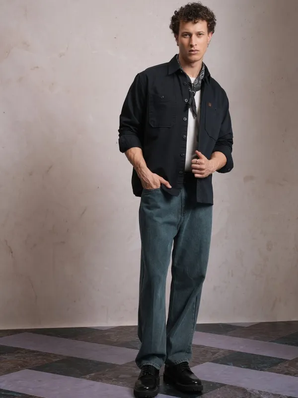  Locomotive Men Navy Blue Solid Oversized Fit Casual Shirts