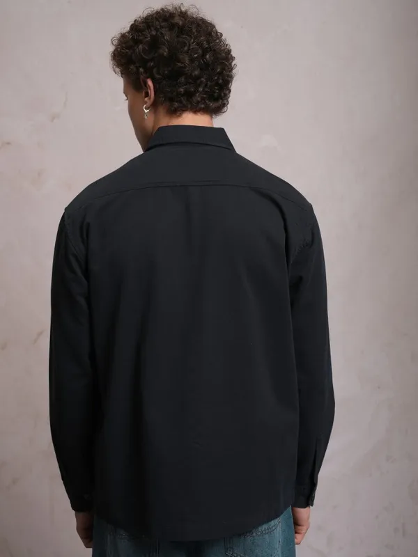  Locomotive Men Navy Blue Solid Oversized Fit Casual Shirts