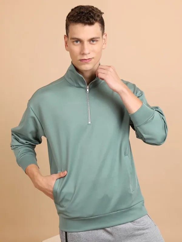  Highlander Men Green High Neck Pullover Sweatshirts