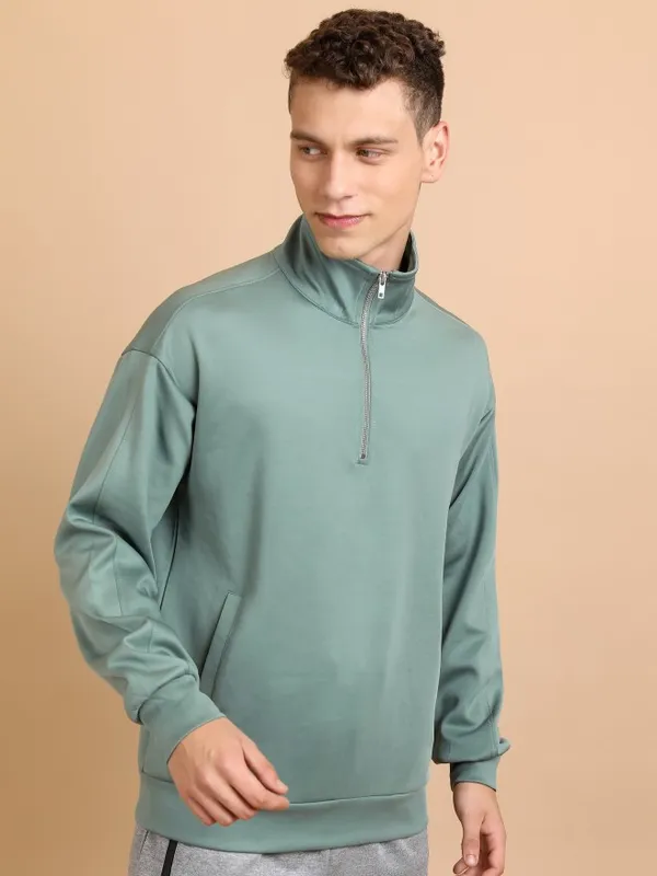  Highlander Men Green High Neck Pullover Sweatshirts