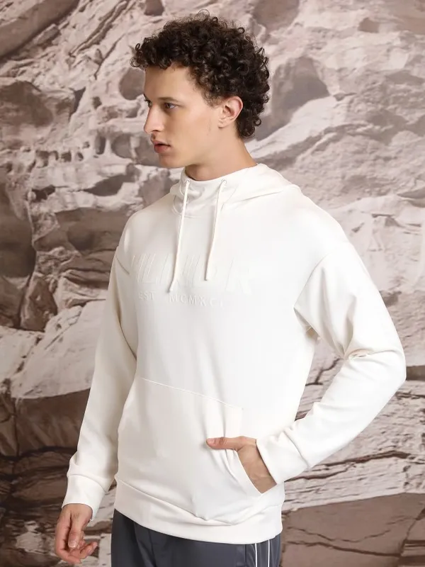 Men Solid Sweatshirt
