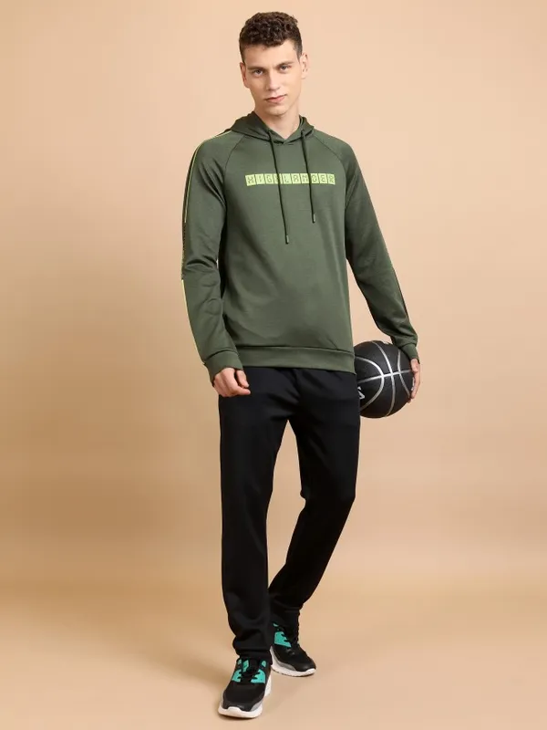  Highlander Men Green Hood Pullover Sweatshirts