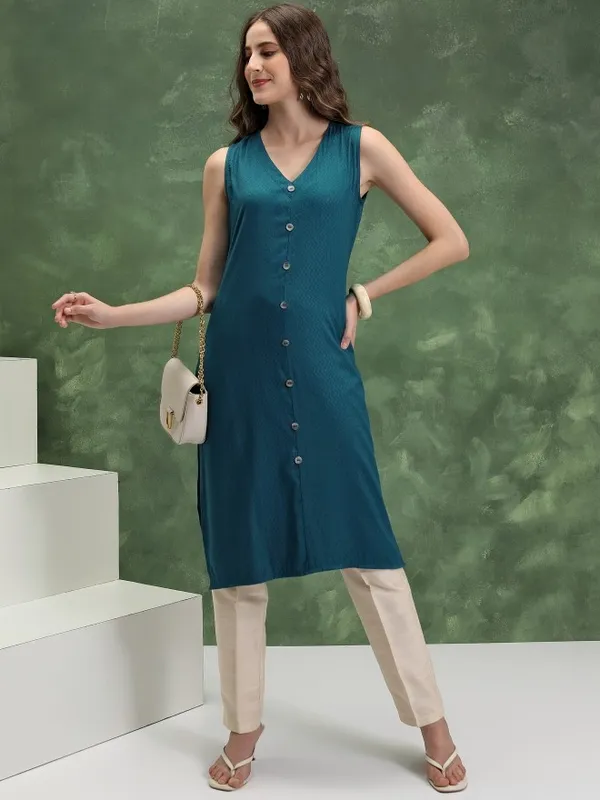 Solid Straight Kurta