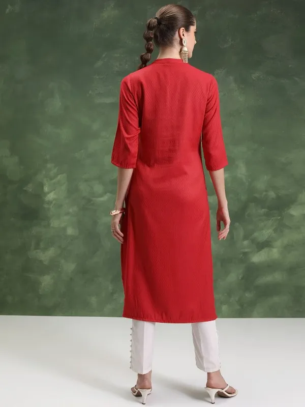  Vishudh Women Red Solid Straight Kurtas