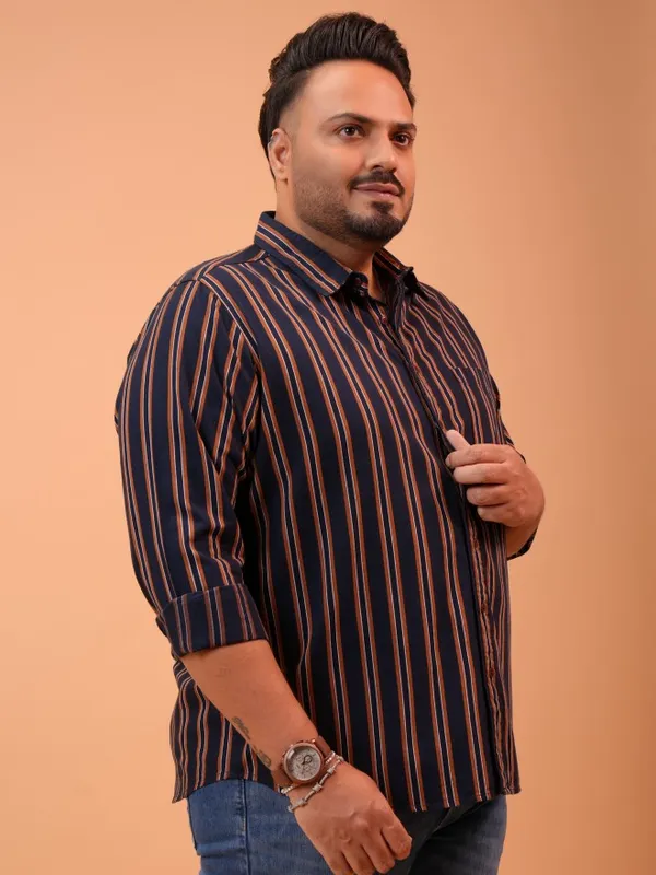 Xtra Ordinary By Highlander Men Navy Blue Striped Regular Fit Casual Shirts