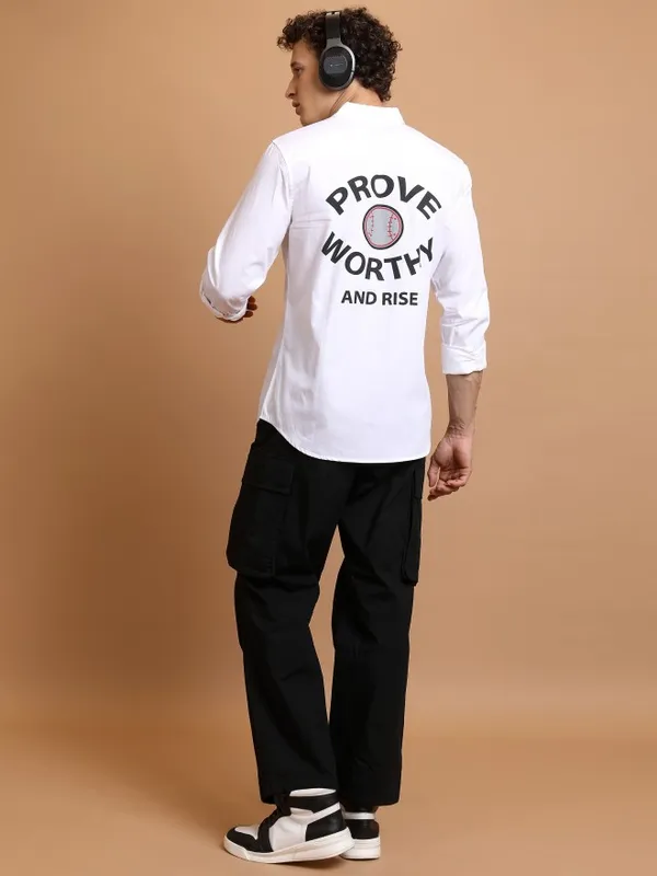  Ketch Men White Printed Slim Fit Casual Shirts