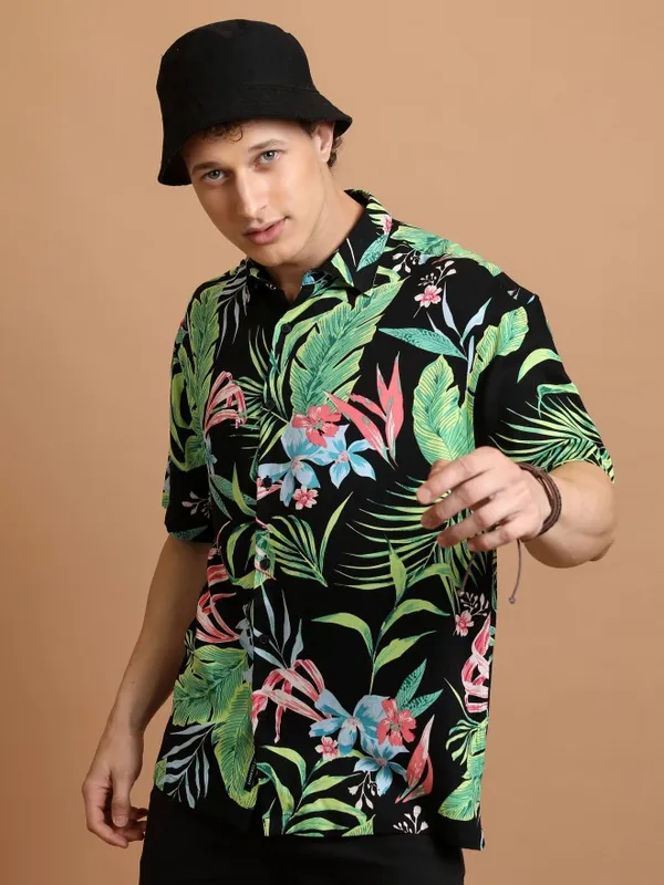  Highlander Men Black Printed Oversized Fit Casual Shirts