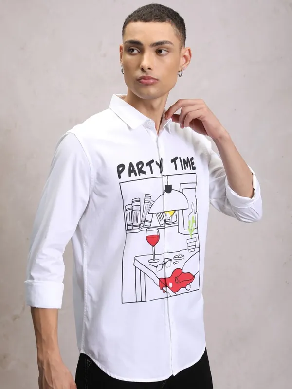  Ketch Men White Printed Slim Fit Casual Shirts