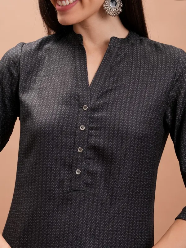  Vishudh  Women Black Printed Kurta Sets