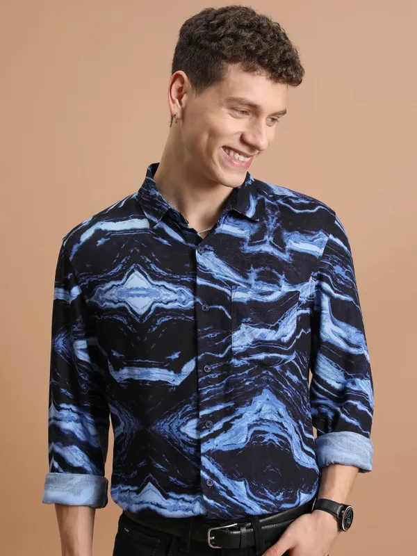  Highlander Men Navy Blue Printed Slim Fit Casual Shirts