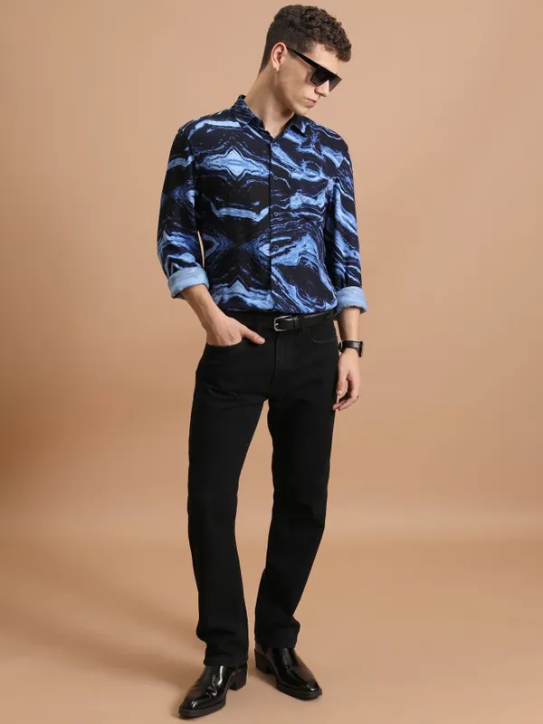  Highlander Men Navy Blue Printed Slim Fit Casual Shirts