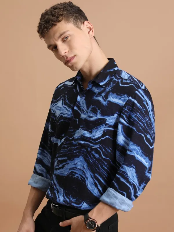  Highlander Men Navy Blue Printed Slim Fit Casual Shirts