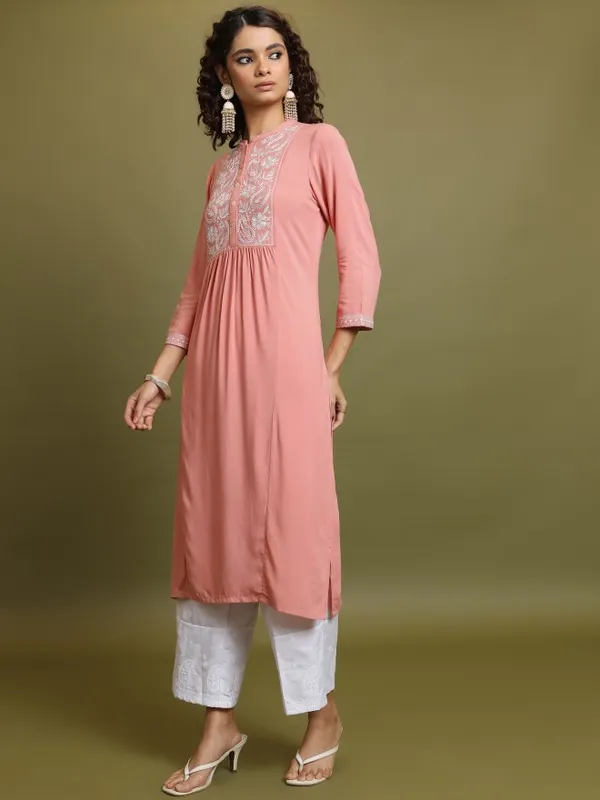  Vishudh  Women Peach Embroidered Straight Kurtas