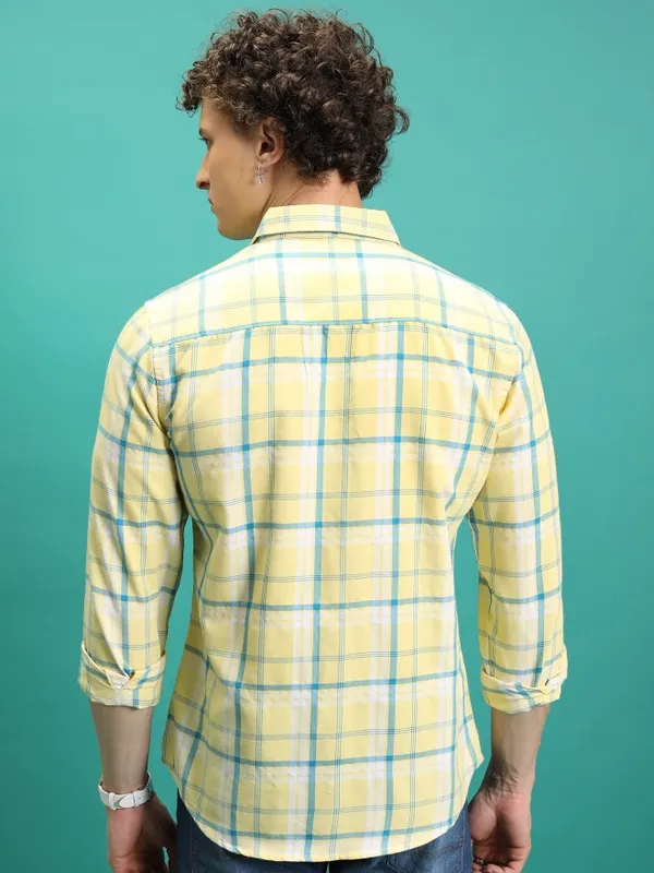  Ketch Men Yellow Checked Slim Fit Casual Shirts