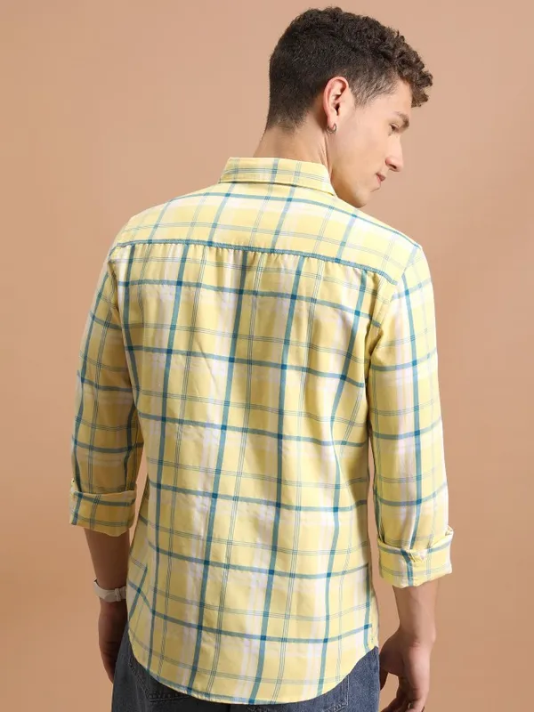  Ketch Men Yellow Checked Slim Fit Casual Shirts