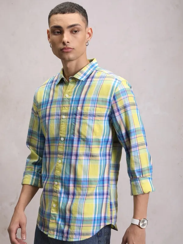 Men Slim Fit Casual Shirt