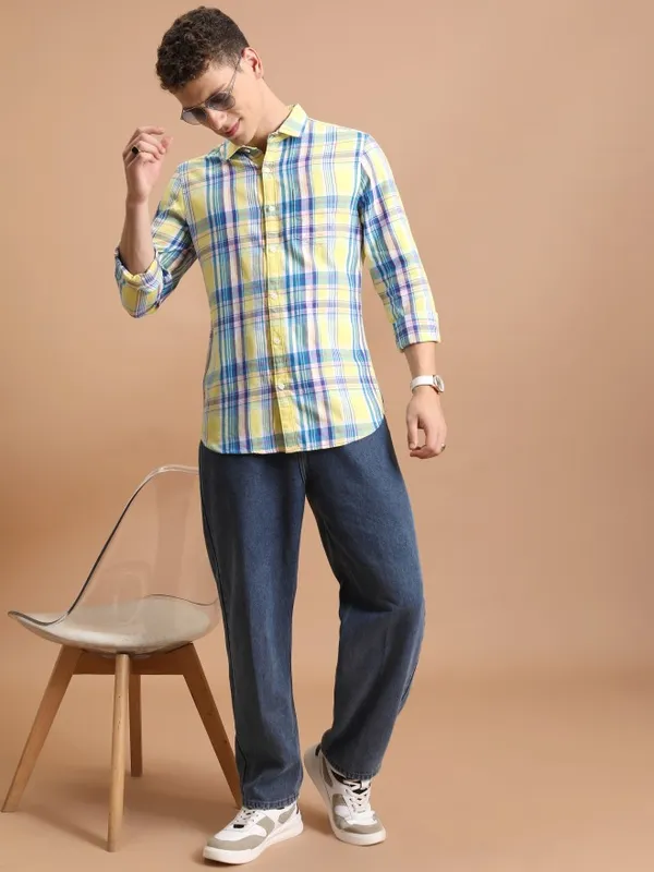  Ketch Men Yellow Checked Slim Fit Casual Shirts