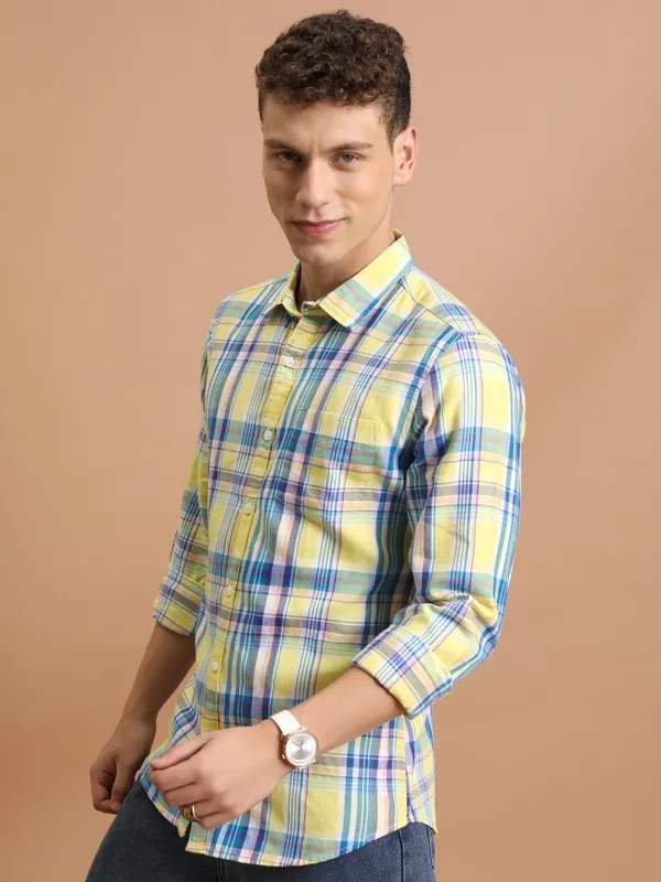  Ketch Men Yellow Checked Slim Fit Casual Shirts