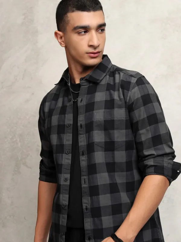 Ketch Men Grey Checked Slim Fit Casual Shirt