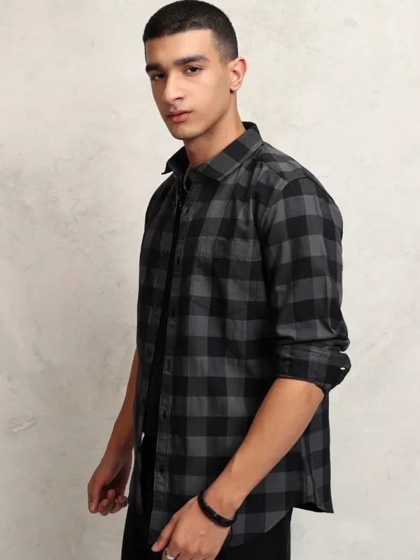 Ketch Men Grey Checked Slim Fit Casual Shirt