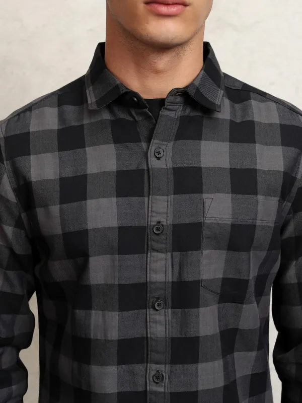 Ketch Men Grey Checked Slim Fit Casual Shirt