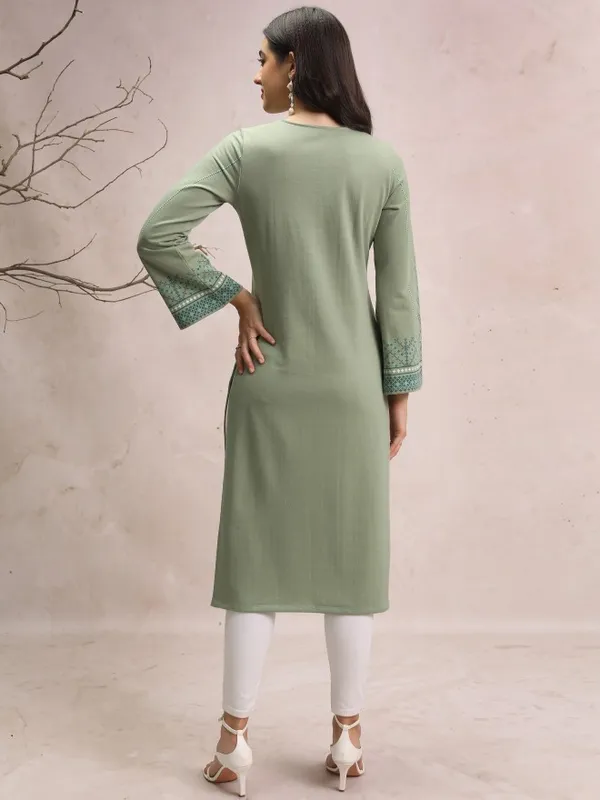 Vishudh  Women Green Printed Straight Kurtas