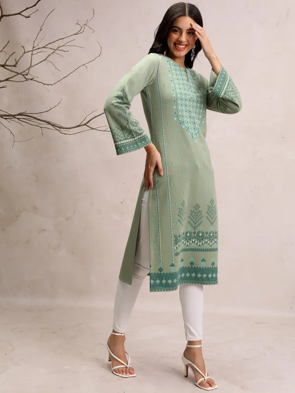  Vishudh  Women Green Printed Straight Kurtas
