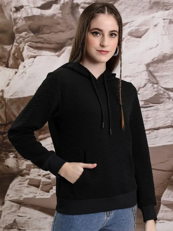  Tokyo Talkies Women Black Hood Sweatshirts
