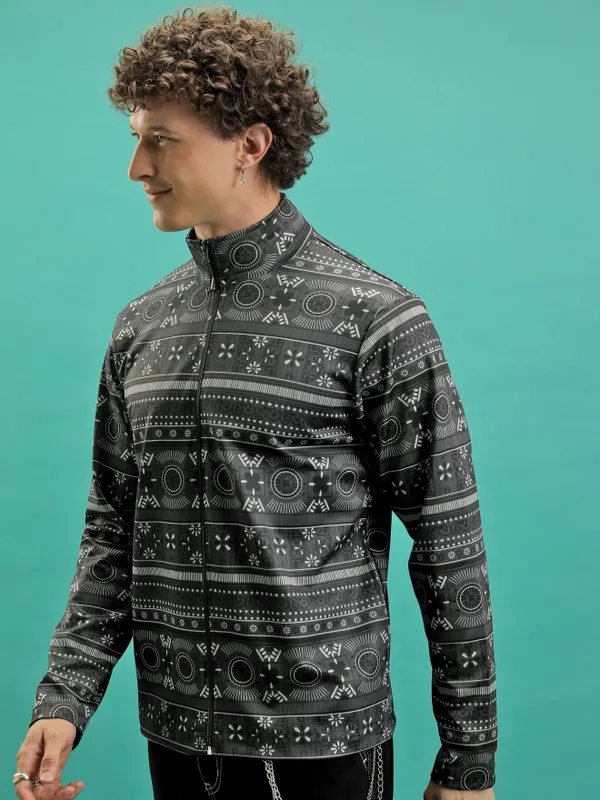  Highlander Men Grey High Neck Pullover Sweatshirts