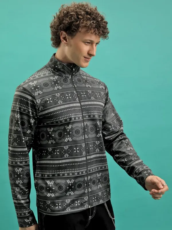  Highlander Men Grey High Neck Pullover Sweatshirts
