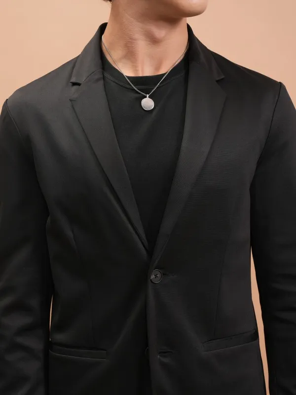 Solid Regular Fit Blazer