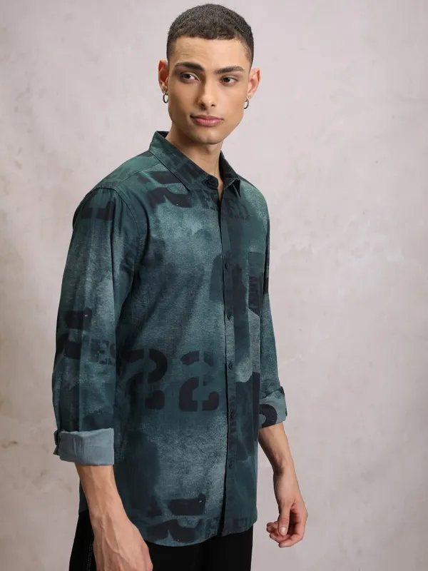  Highlander Men Blue Printed Slim Fit Casual Shirts