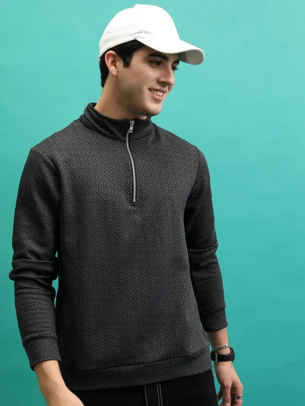  HIGHLANDER Men Grey High Neck Pullover Sweatshirts