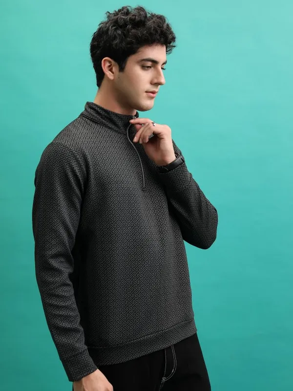  HIGHLANDER Men Grey High Neck Pullover Sweatshirts