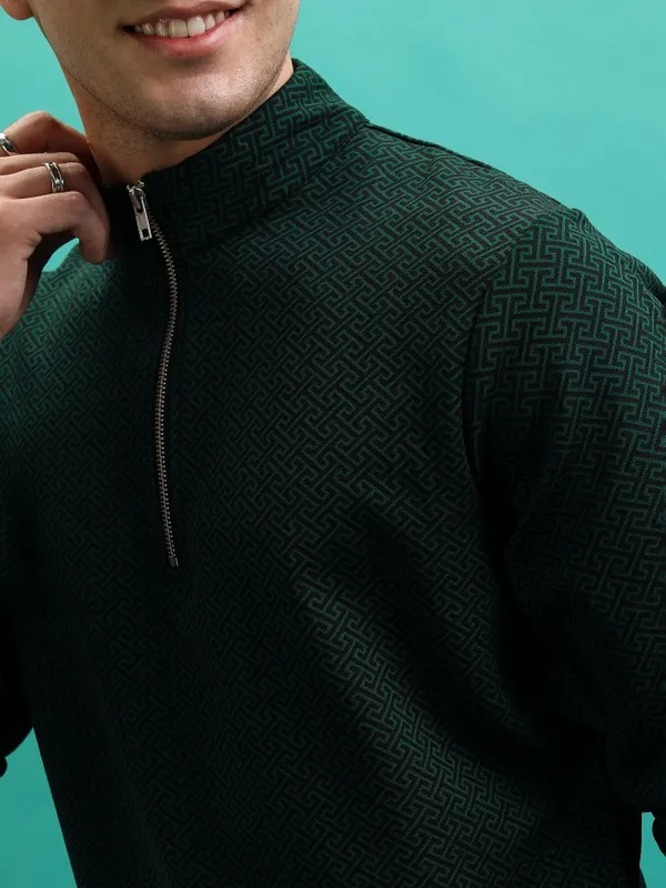  HIGHLANDER Men Black High Neck Pullover Sweatshirts
