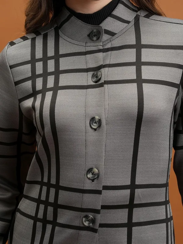 Women Checked Jacket