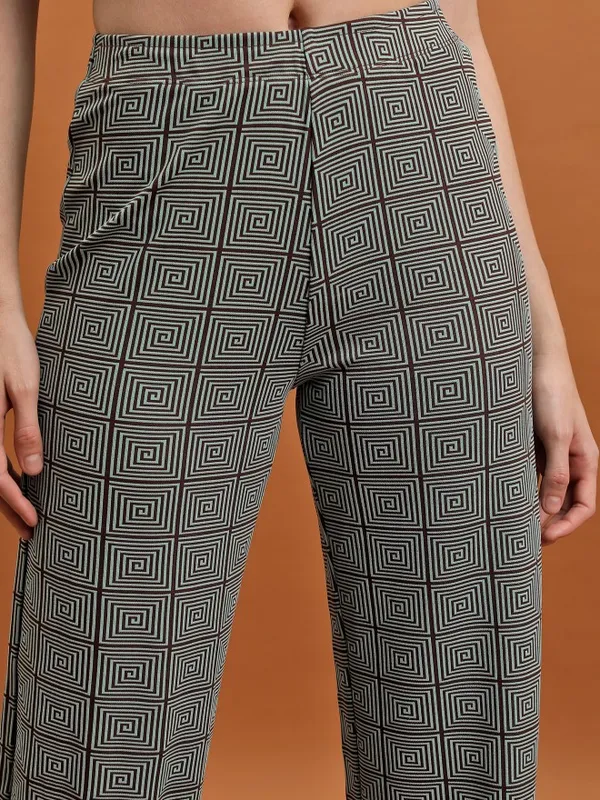 Tokyo Talkies Women Green Blazer With Trouser