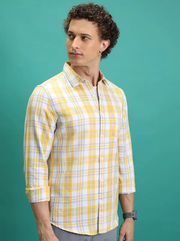 Men Slim Fit Casual Shirt