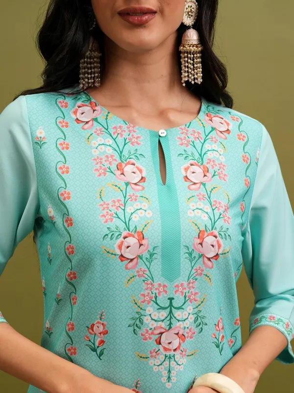 Ketch Women Turquoise Printed Straight Kurtas