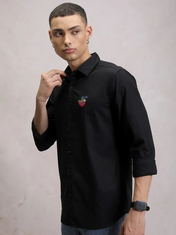 Ketch Men Black Solid Slim Fit Casual Shirt