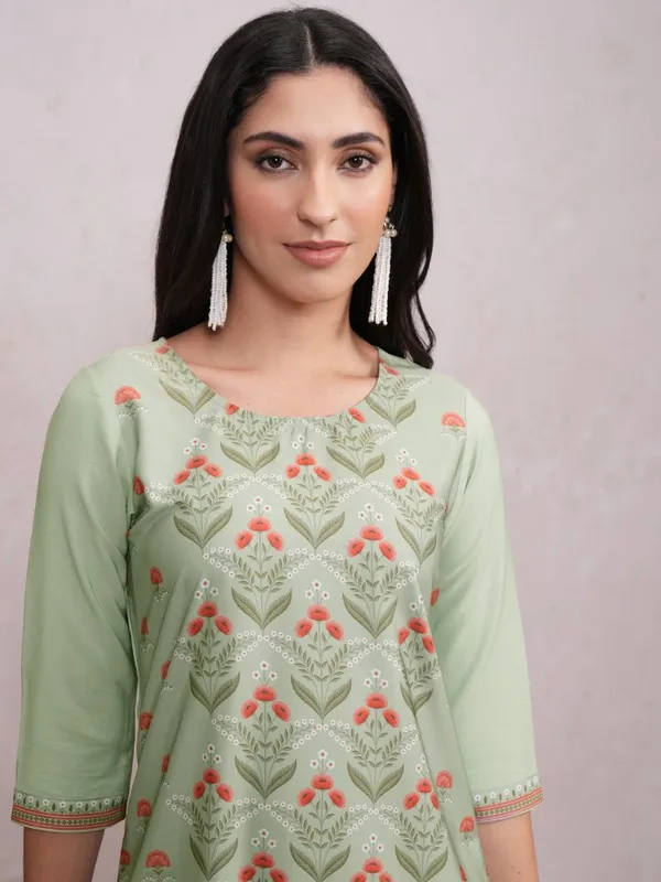  Ketch Women Green Printed Straight Kurtas