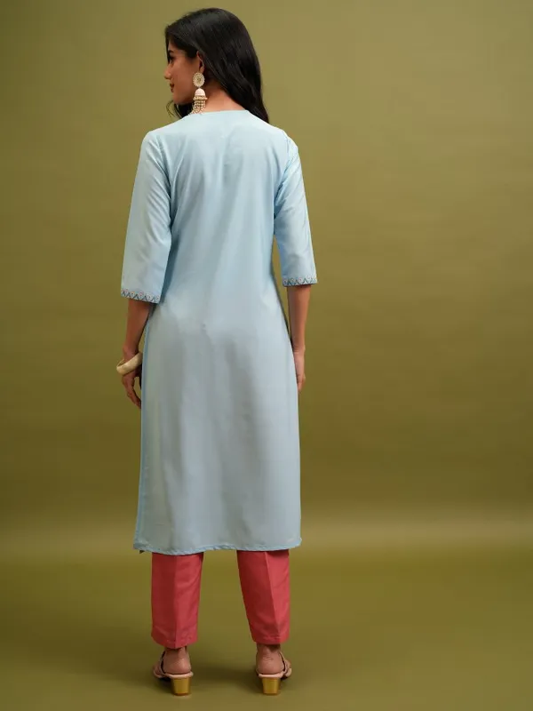  Ketch Women Blue Printed Straight Kurtas
