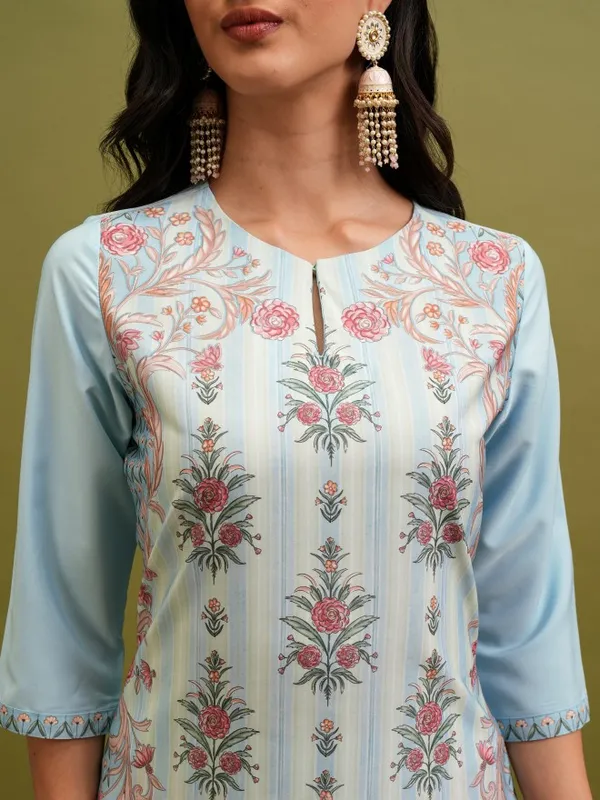  Ketch Women Blue Printed Straight Kurtas