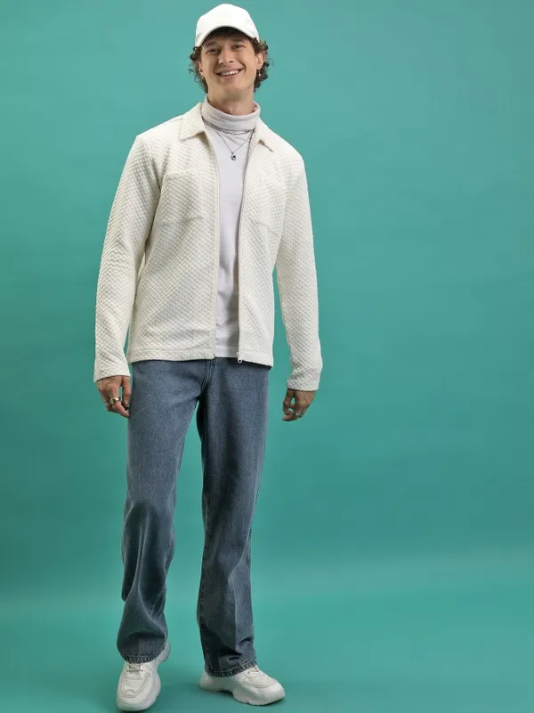 Men Solid Sweatshirt