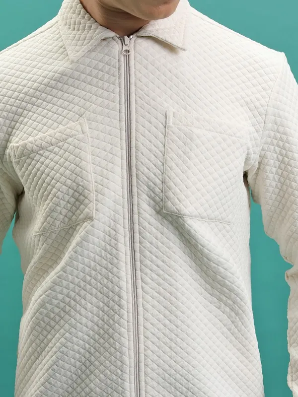 Men Solid Sweatshirt